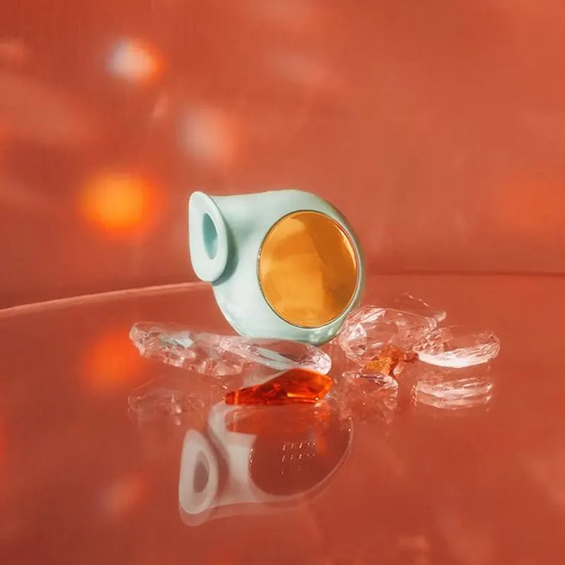 Silent sonic clitoral suction cup, sucking vibrator