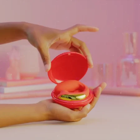 Uncontrolled G-spot sucking Vibrator box
