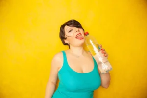 Easy Pre-Anal Cleansing With a Water Bottle