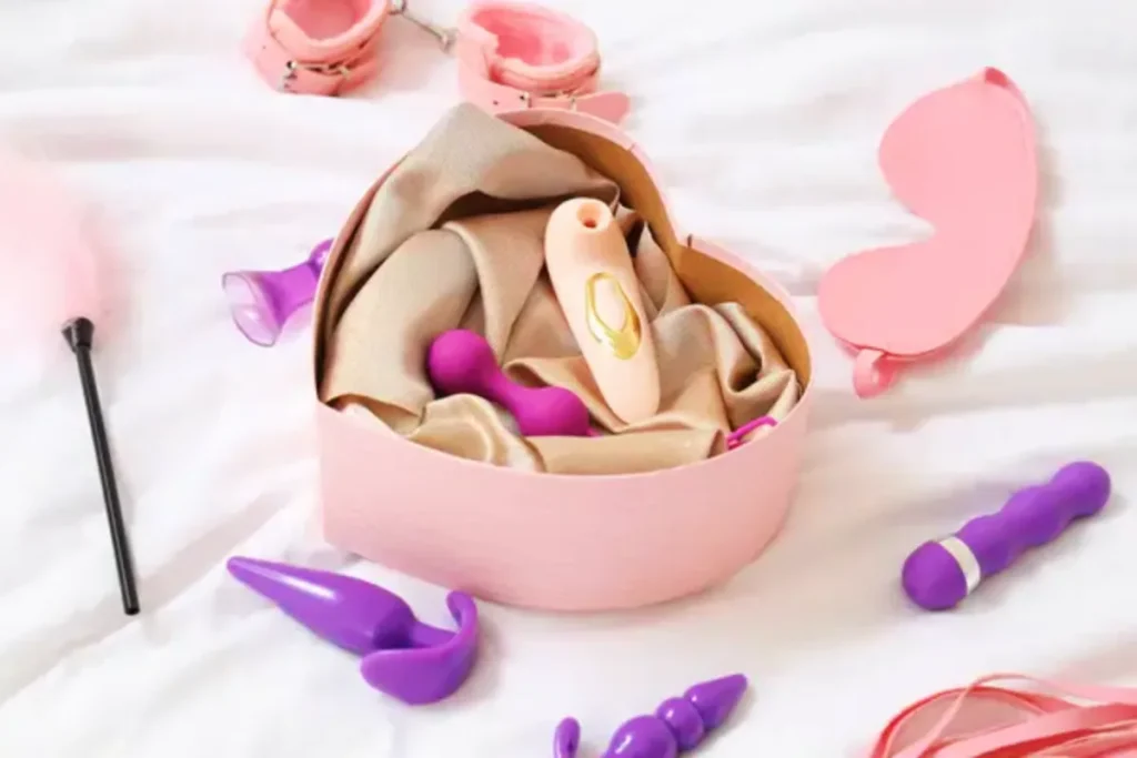 Inside the heart-shaped gift box lies something adorable.
